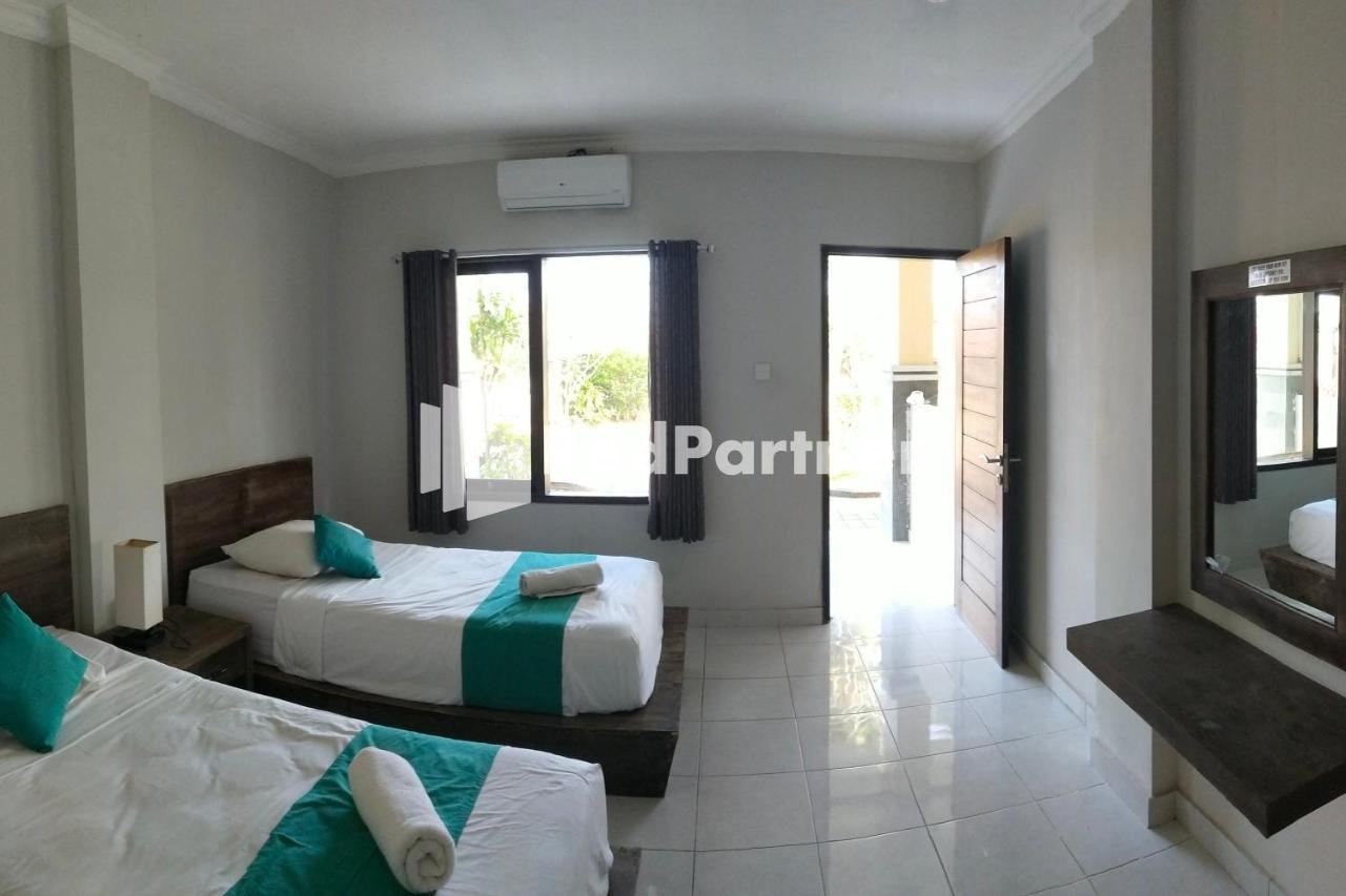Pondok Sentana Guest House At Jalan Raya Uluwatu Redpartner อูงาซัน ภายนอก รูปภาพ