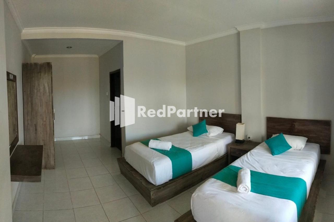 Pondok Sentana Guest House At Jalan Raya Uluwatu Redpartner อูงาซัน ภายนอก รูปภาพ
