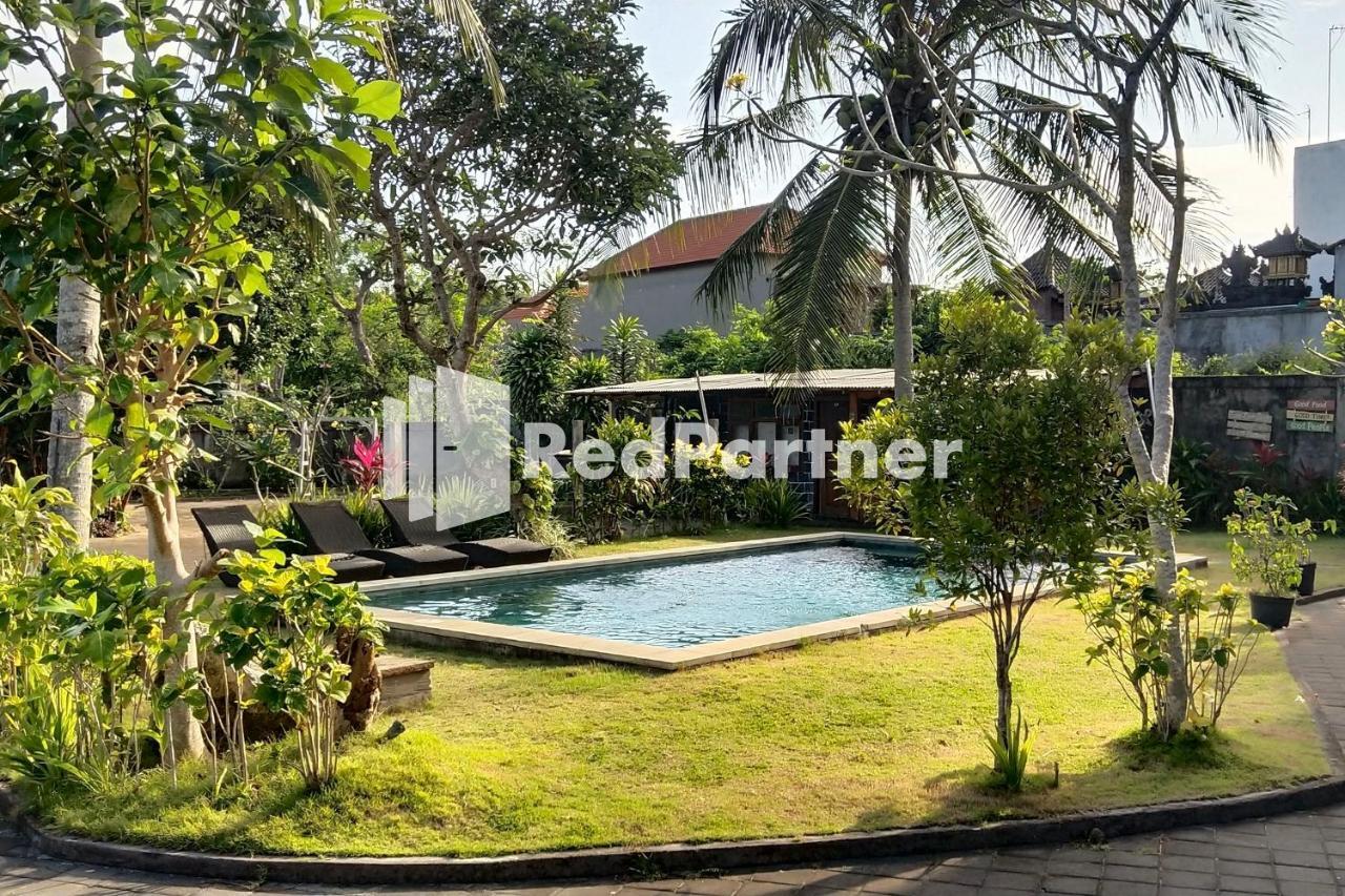 Pondok Sentana Guest House At Jalan Raya Uluwatu Redpartner อูงาซัน ภายนอก รูปภาพ