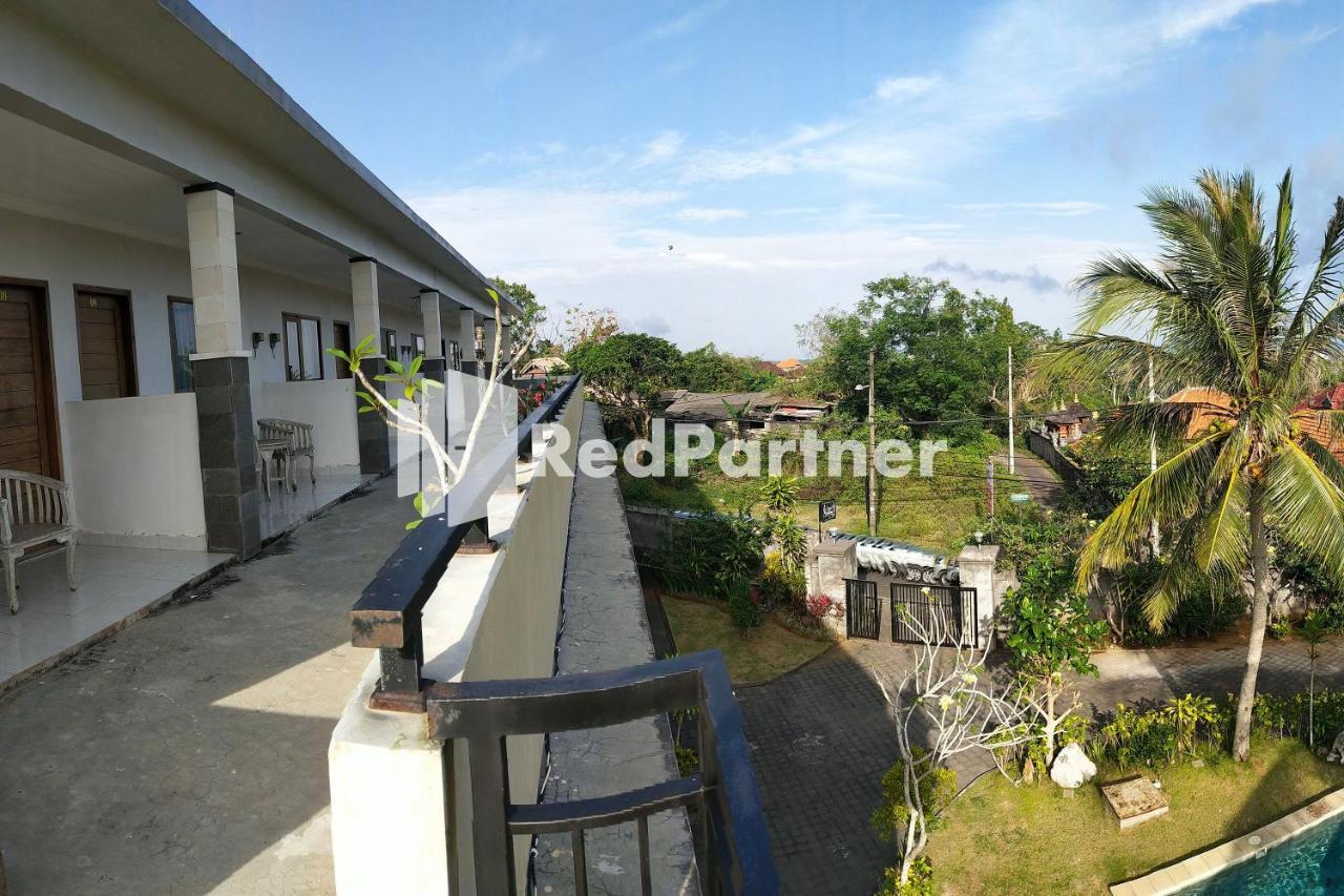 Pondok Sentana Guest House At Jalan Raya Uluwatu Redpartner อูงาซัน ภายนอก รูปภาพ